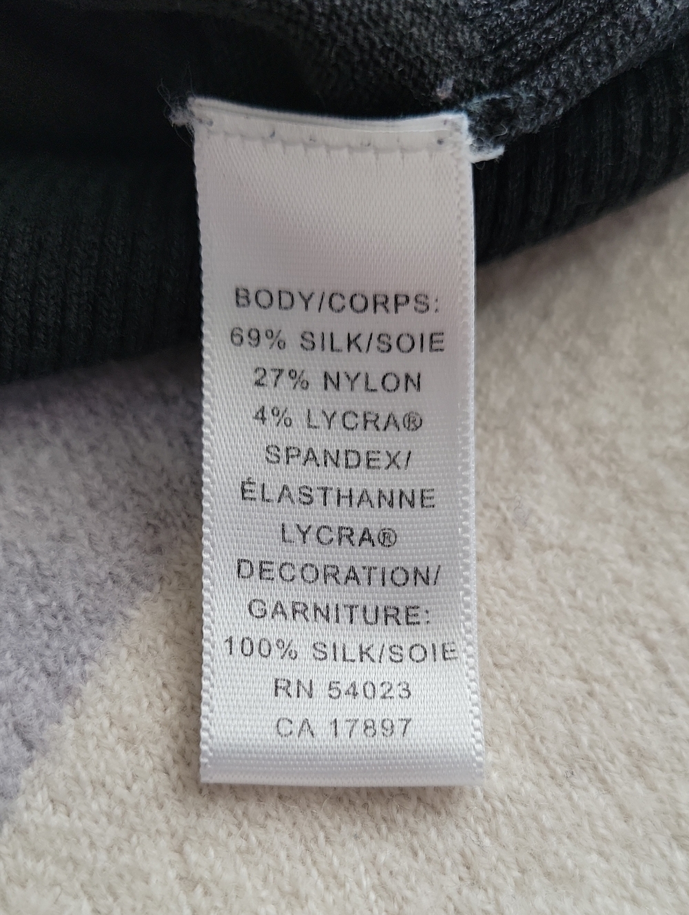 Banana Republic Ruffle Top - Picture 4 of 5